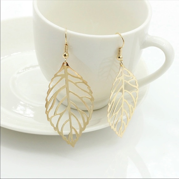 Jewelry - Gold Leaf Earrings